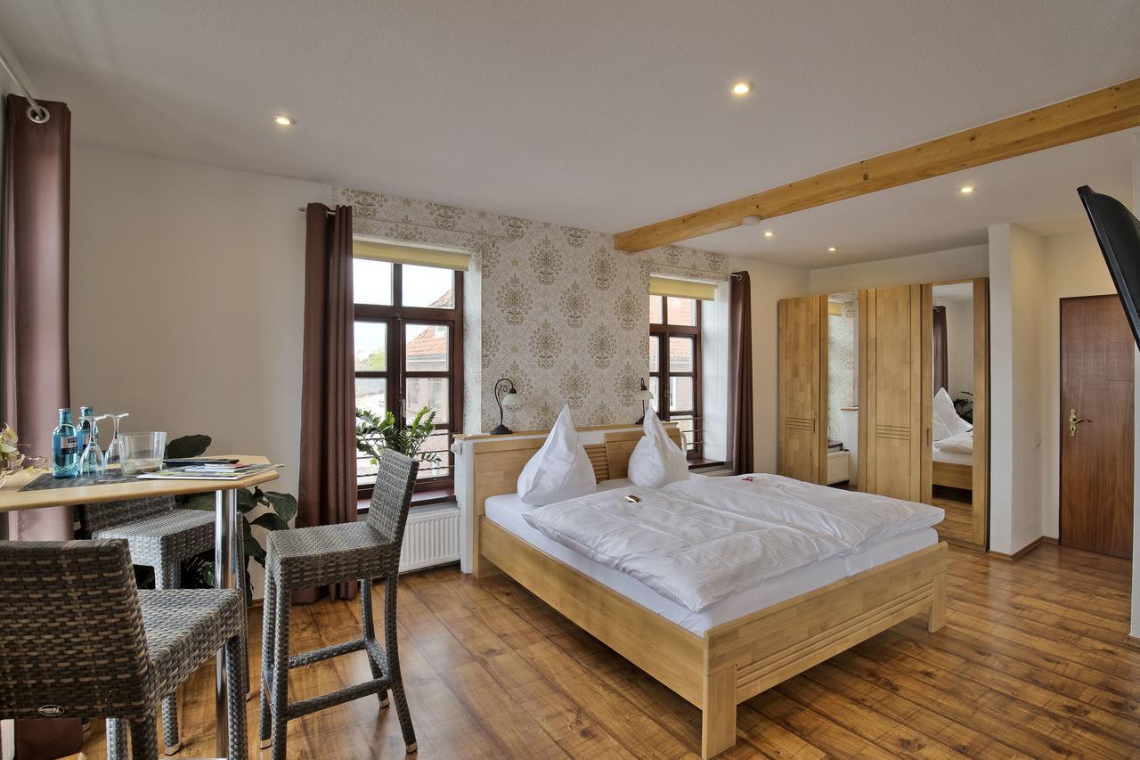 Hotel Packhaus Hooksiel Ngoại thất bức ảnh