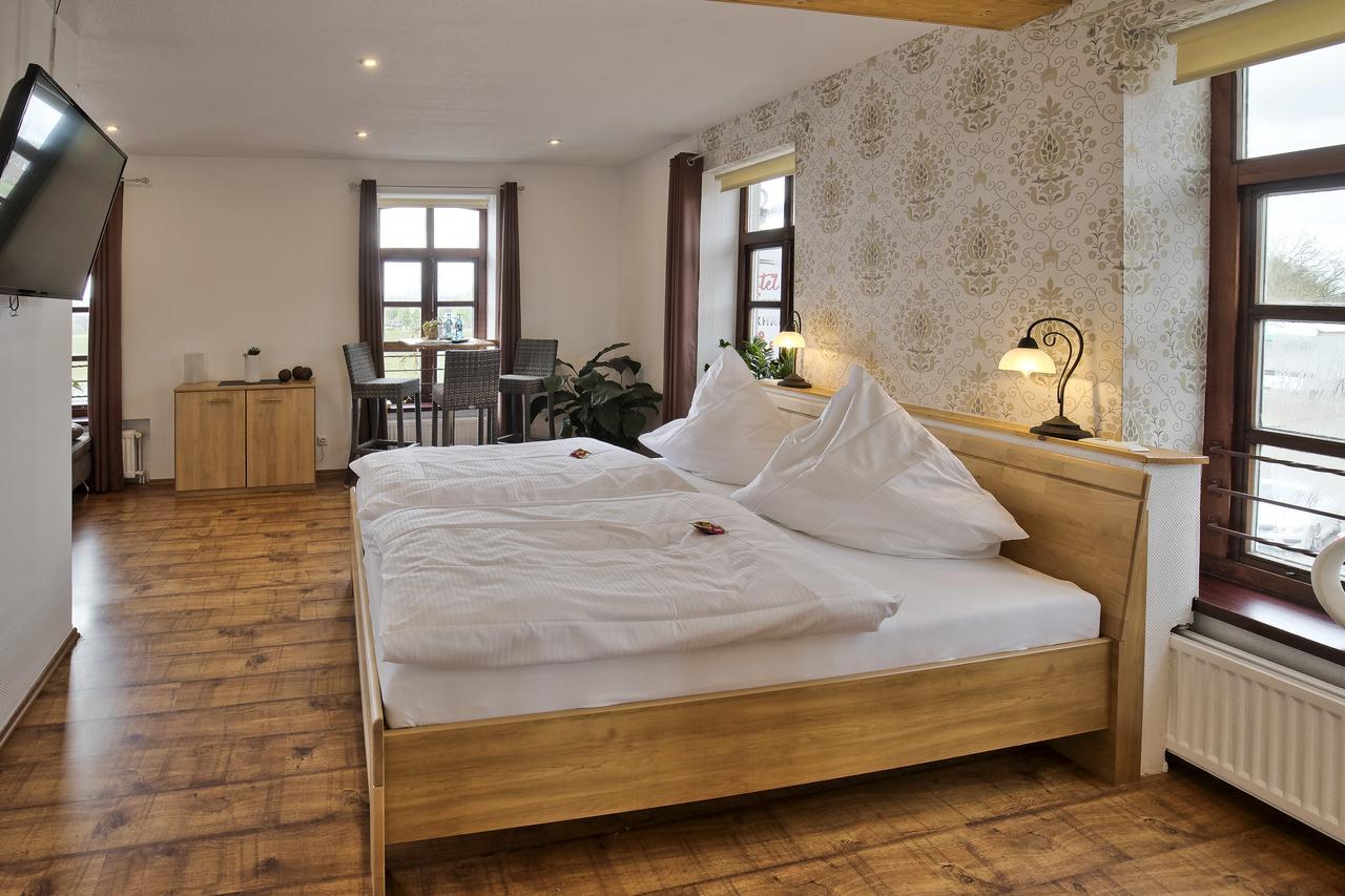 Hotel Packhaus Hooksiel Ngoại thất bức ảnh